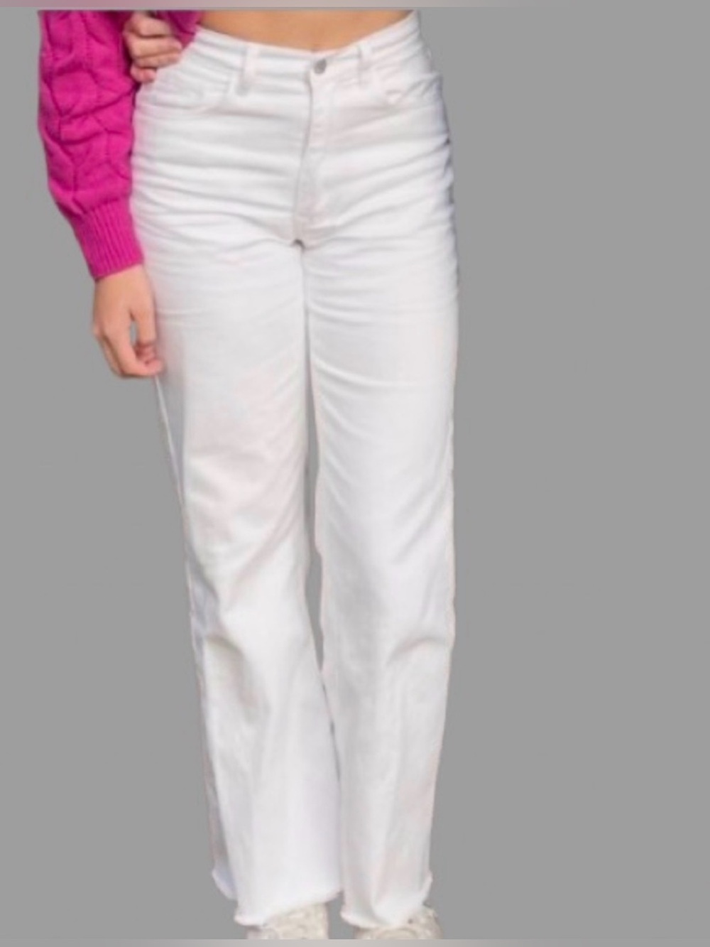 SHEIN Women's Bright White Straight Leg Jeans raw hem size 26
